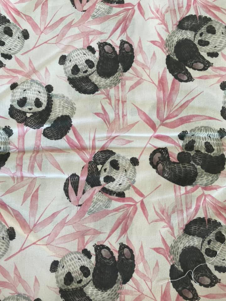 panda et bambou rose